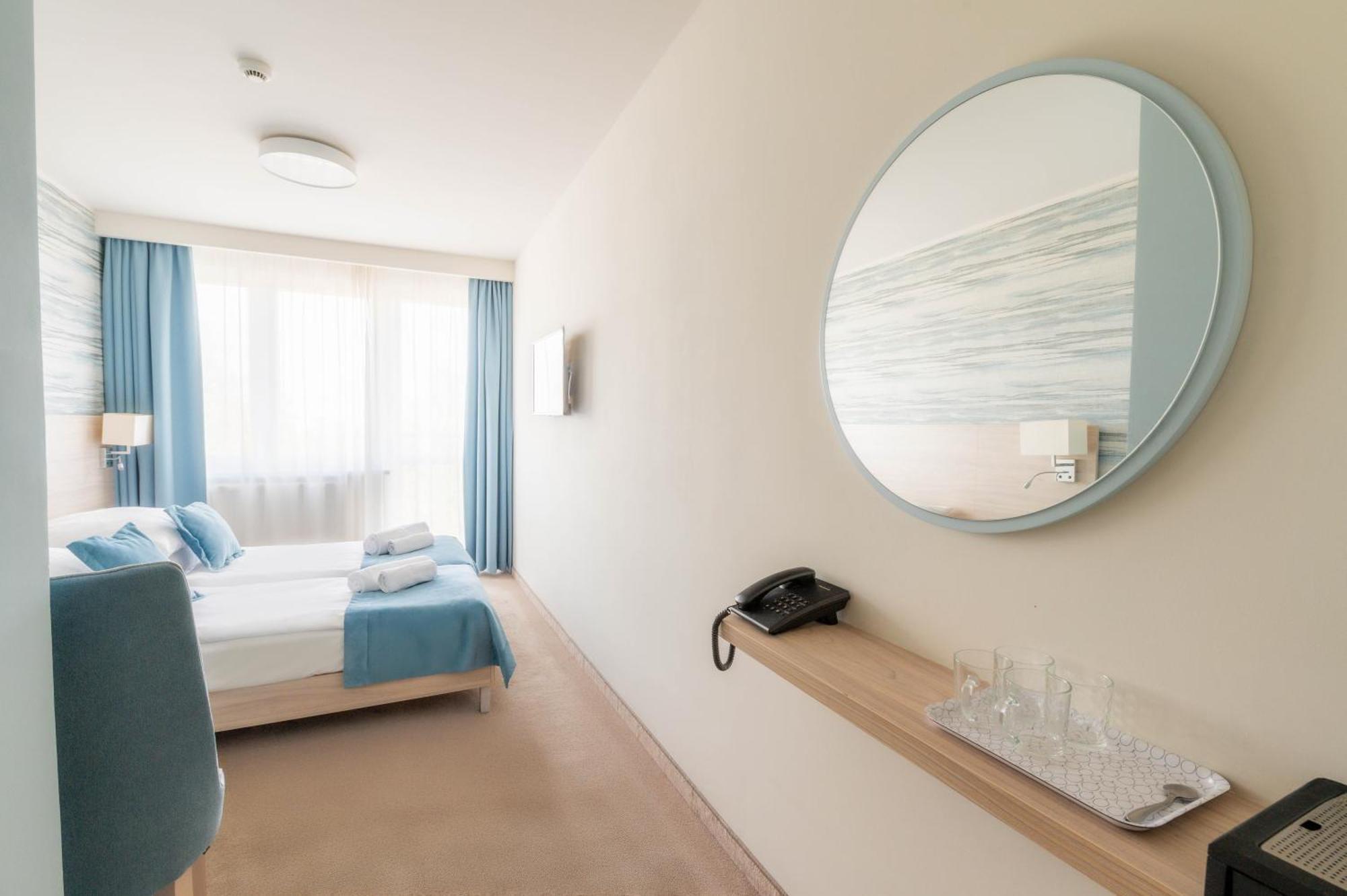 Alka Sun Resort ウストロニエ・モルスキエ エクステリア 写真
