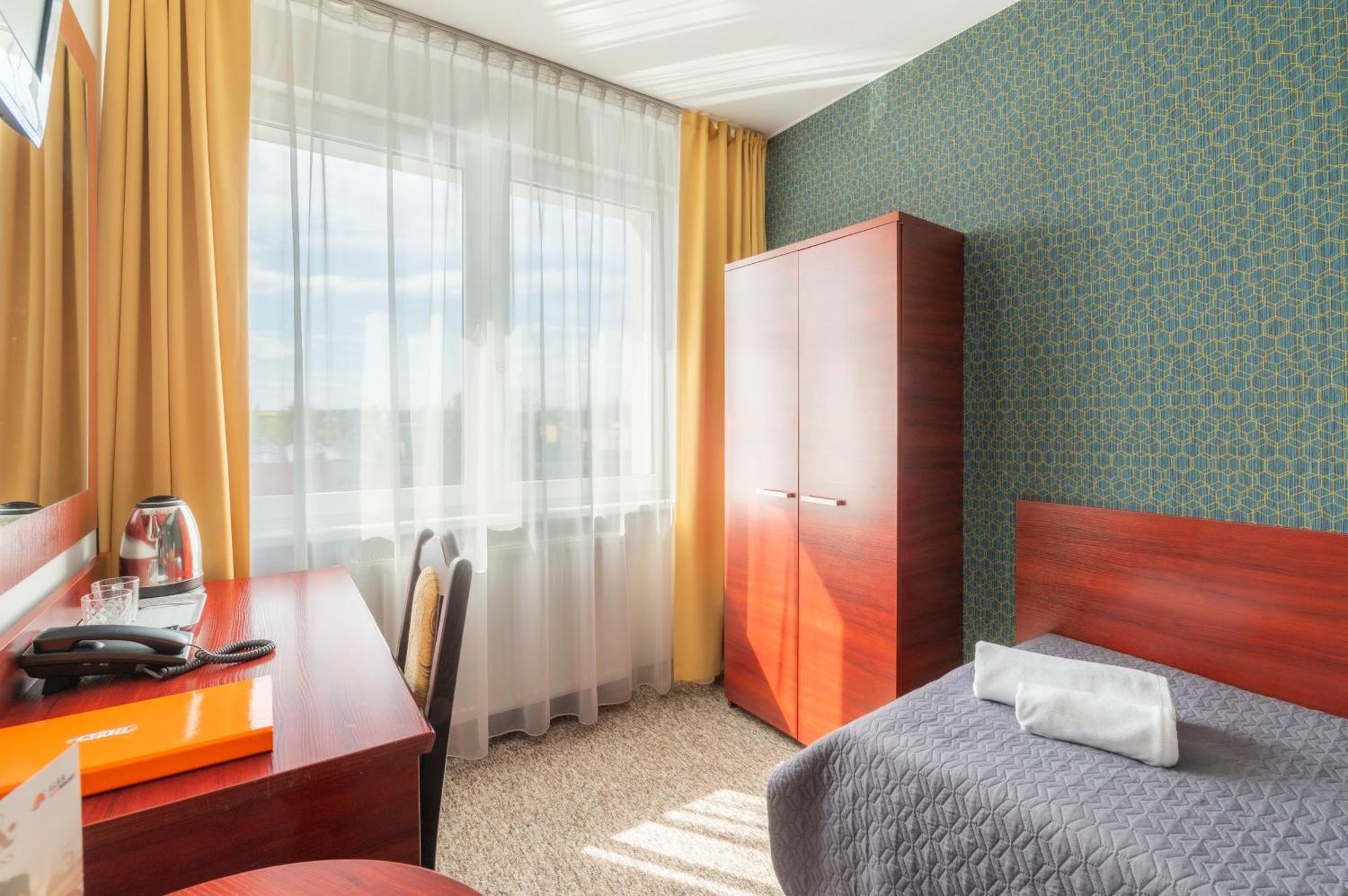 Alka Sun Resort ウストロニエ・モルスキエ エクステリア 写真